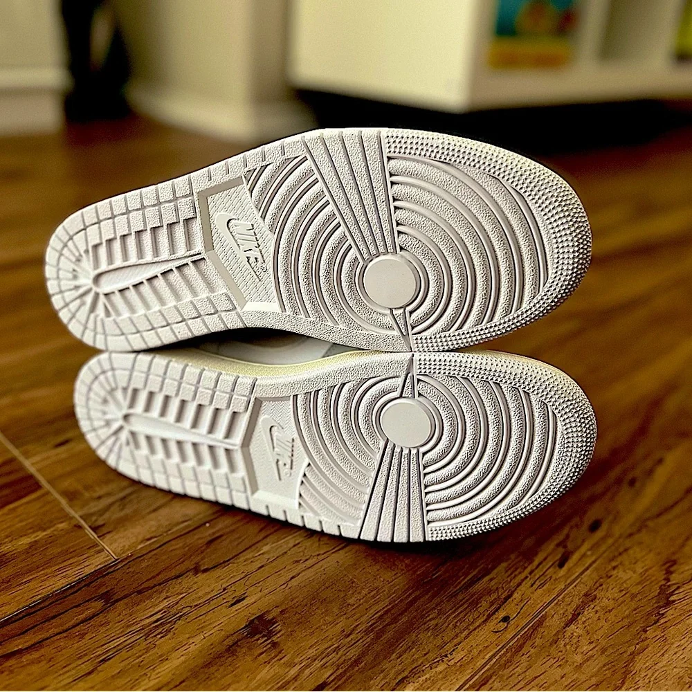 Air Jordan 1 Low Craft “White Sail” - Picture 8 of 14